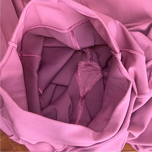 Like New Lululemon In Movement 7/8 Tight *Everlux 25" Moss Rose EUC - Picture 8 of 11